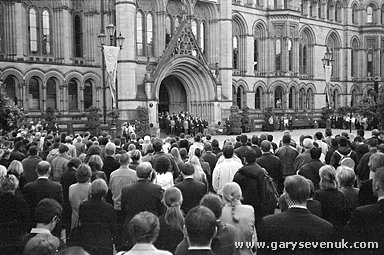 Three minute silence at Manchester Town Hall for the victims of the World Trade Centre attack